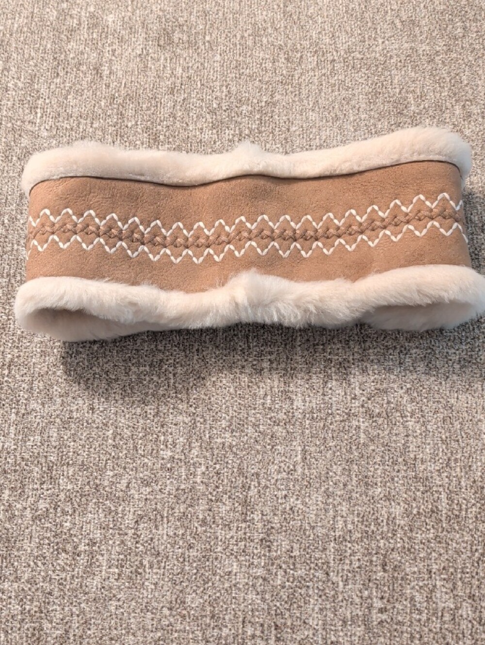 UGG Atherson Chestnut Chic Embroidered Genuine Sheepskin Headband New with Tags